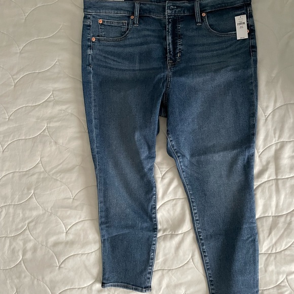 NWT GAP True Skinny High Rise Jeans 34/18P - Picture 6 of 6